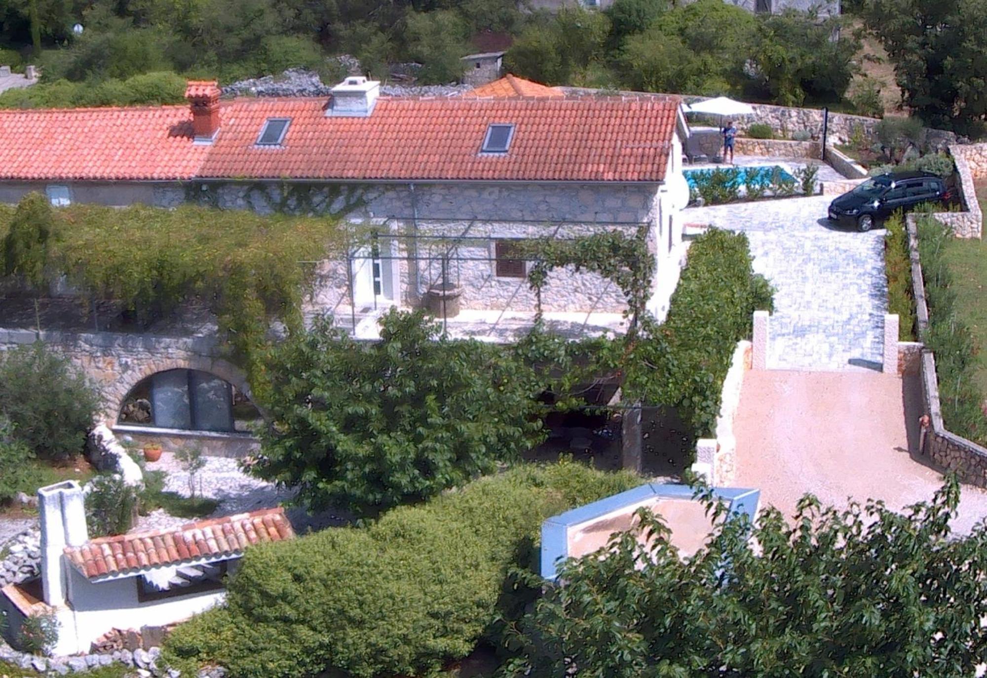 Villa Diny With Pool Pinezići Exteriör bild