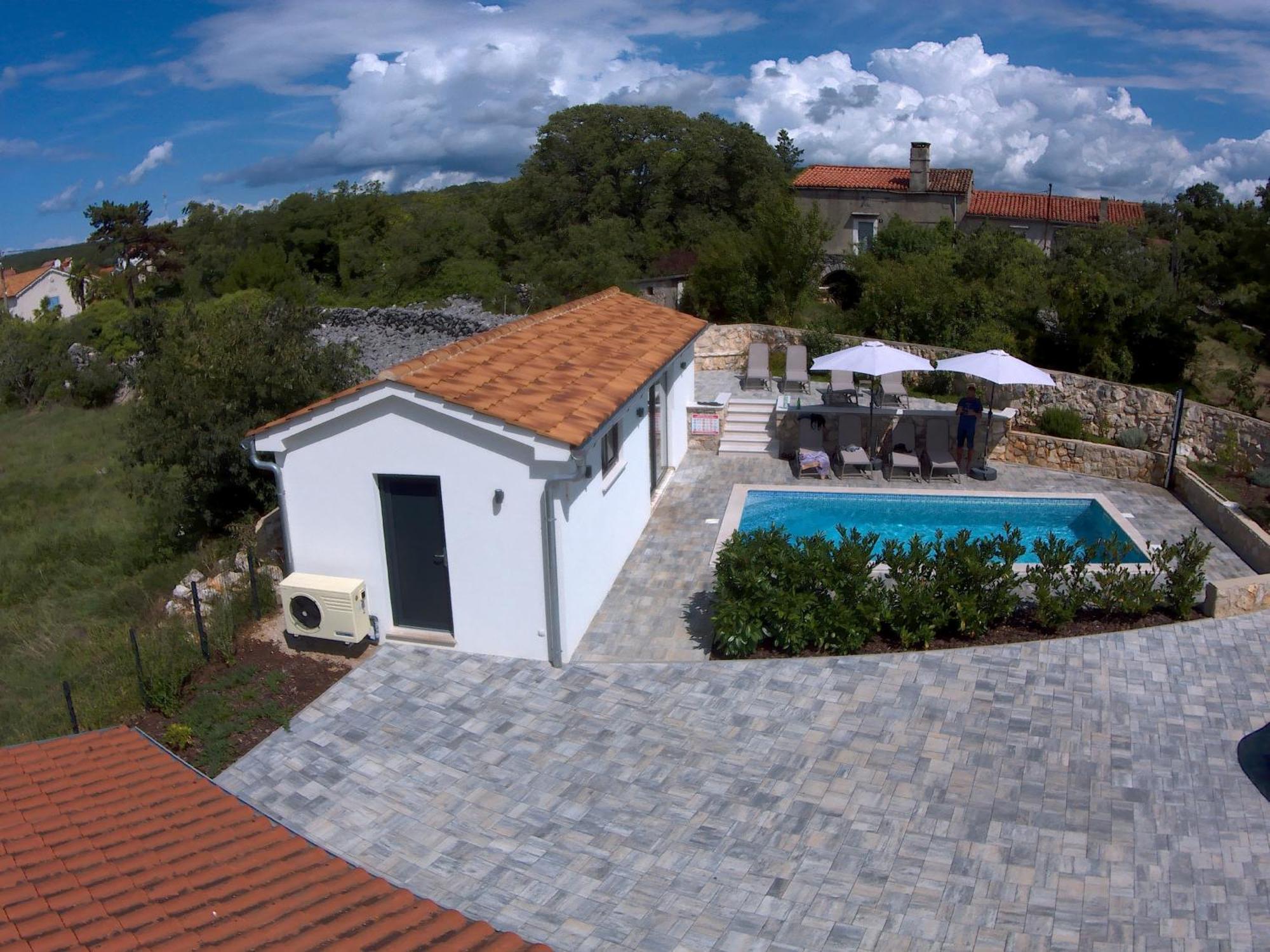 Villa Diny With Pool Pinezići Exteriör bild